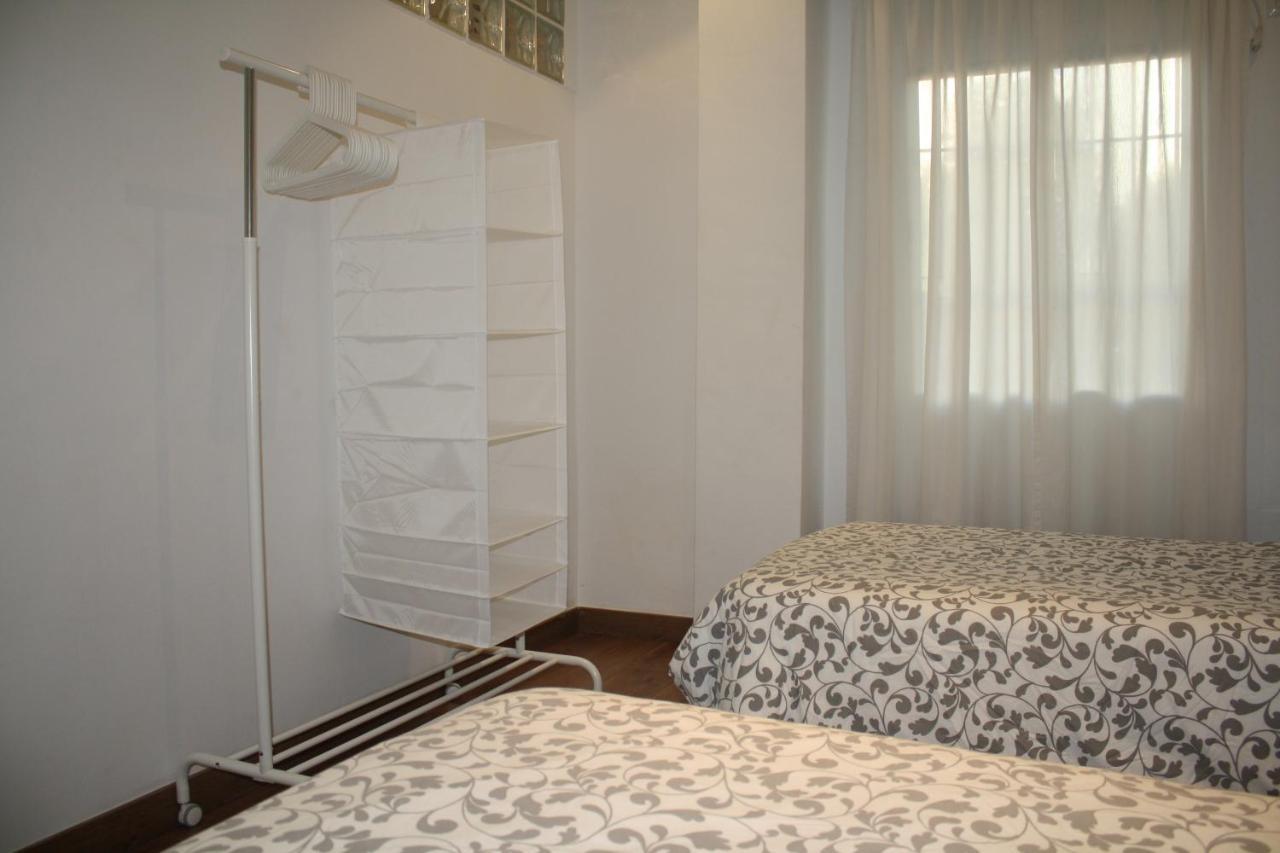 Triana Essence Apartment *